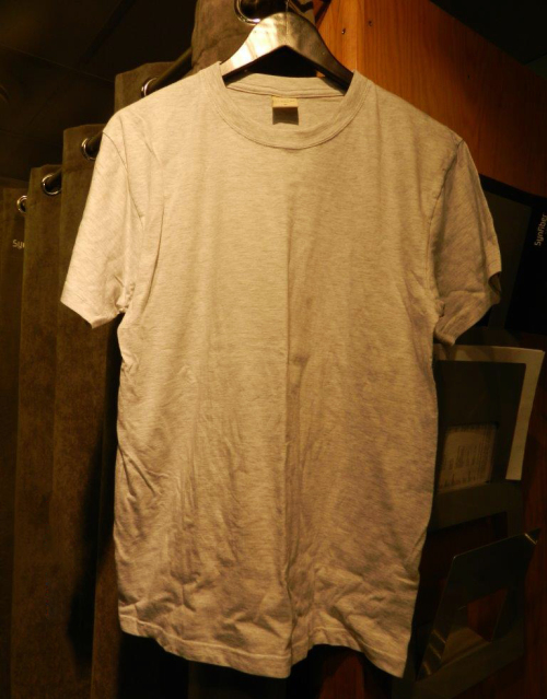 T-skjorte,  kr 90,-, str: S - 4 XL 